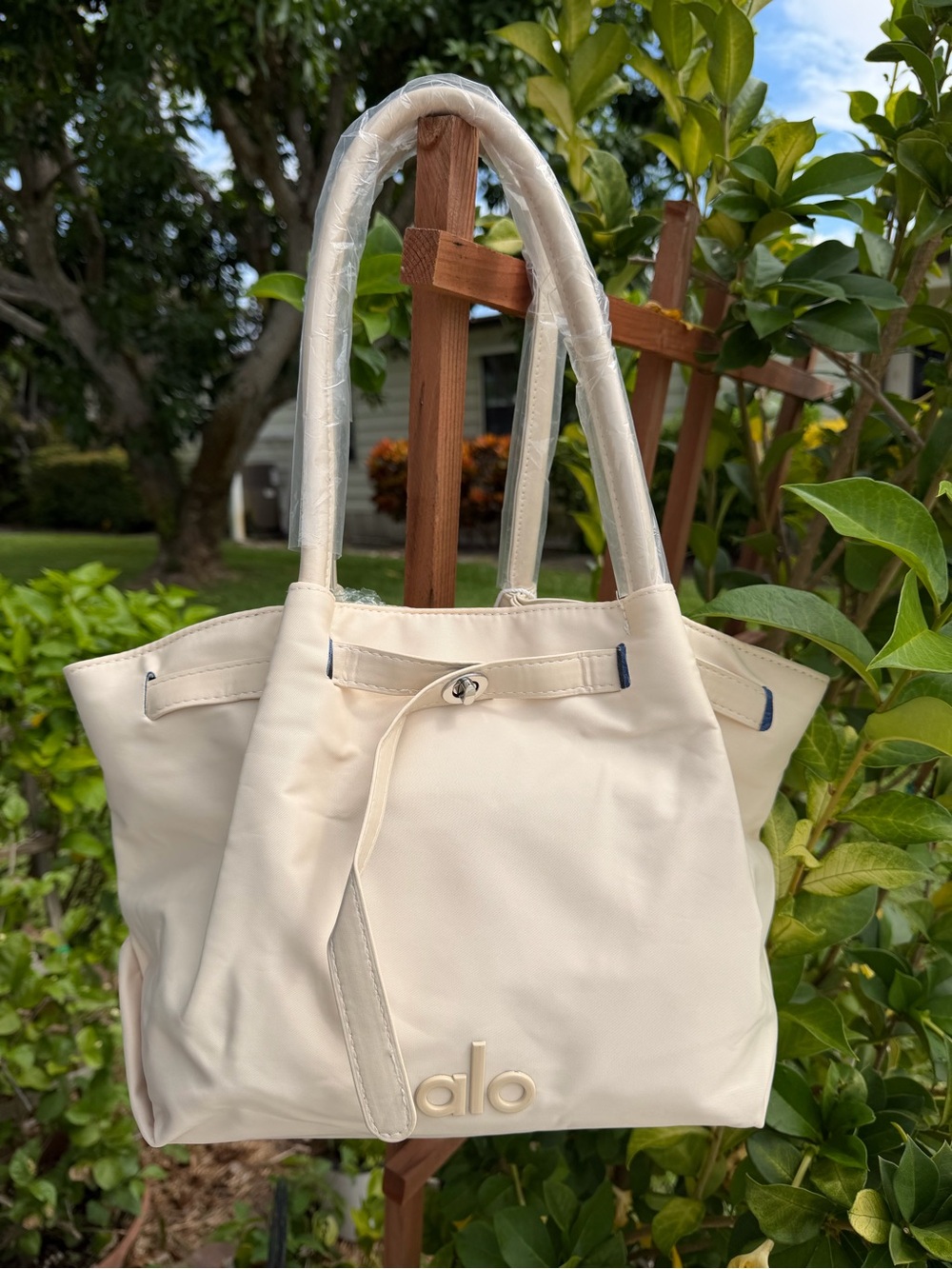 ALO Yoga Cream Shoulder Bag